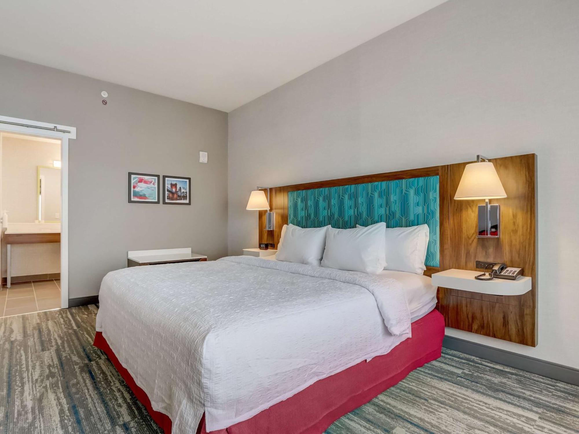 Hampton Inn & Suites Cincinnati Midtown Rookwood Exteriér fotografie