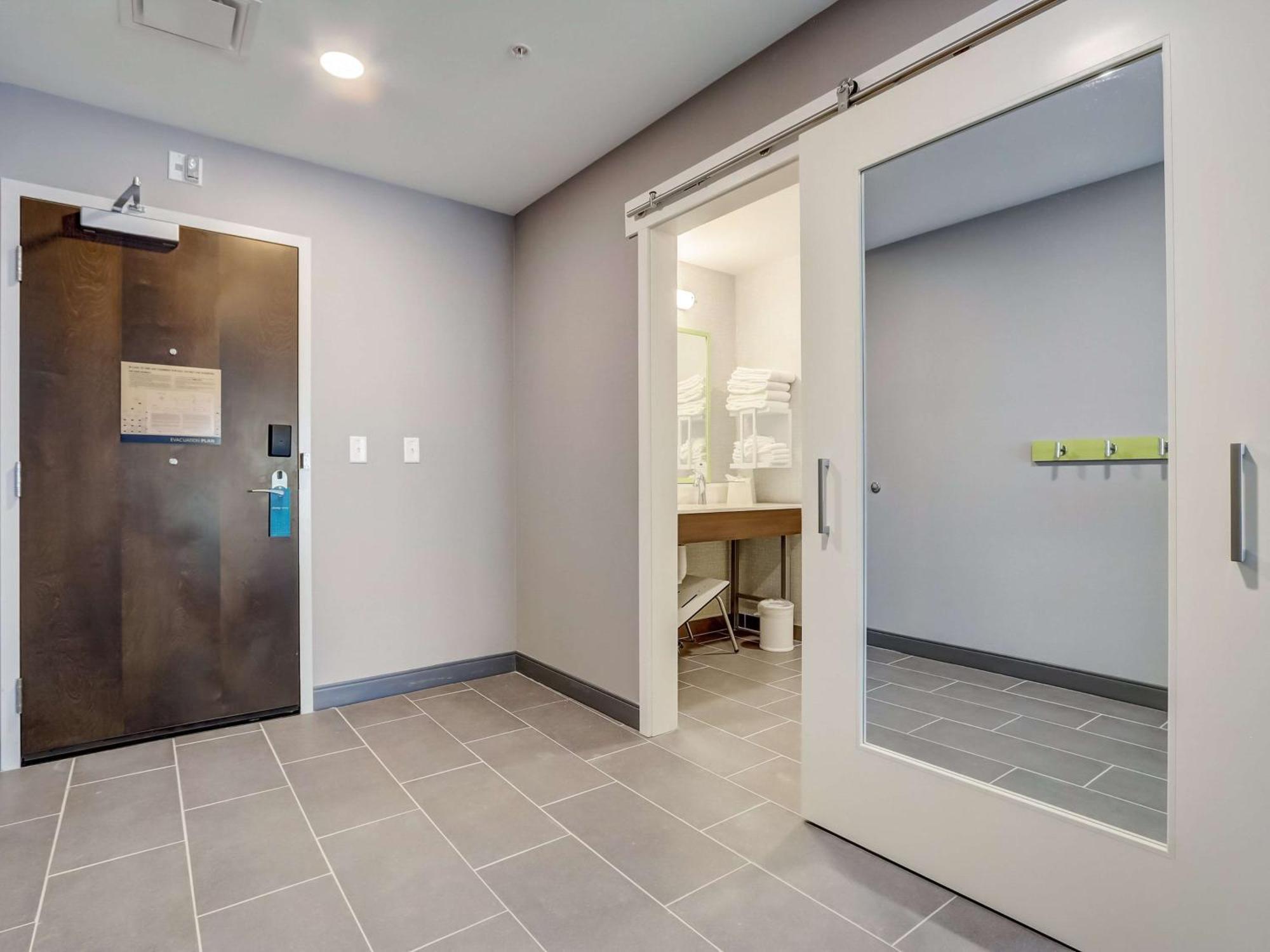 Hampton Inn & Suites Cincinnati Midtown Rookwood Exteriér fotografie
