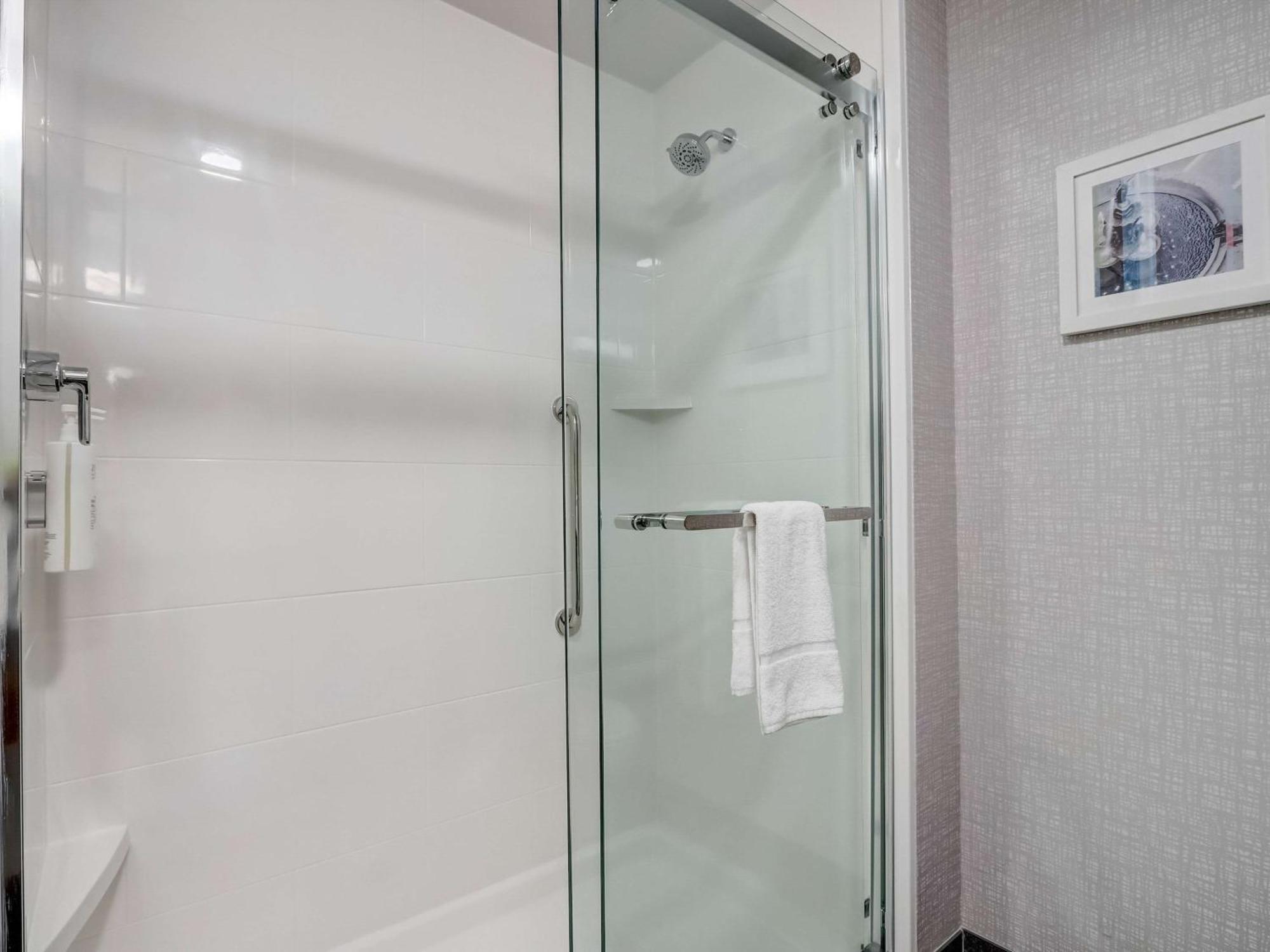 Hampton Inn & Suites Cincinnati Midtown Rookwood Exteriér fotografie