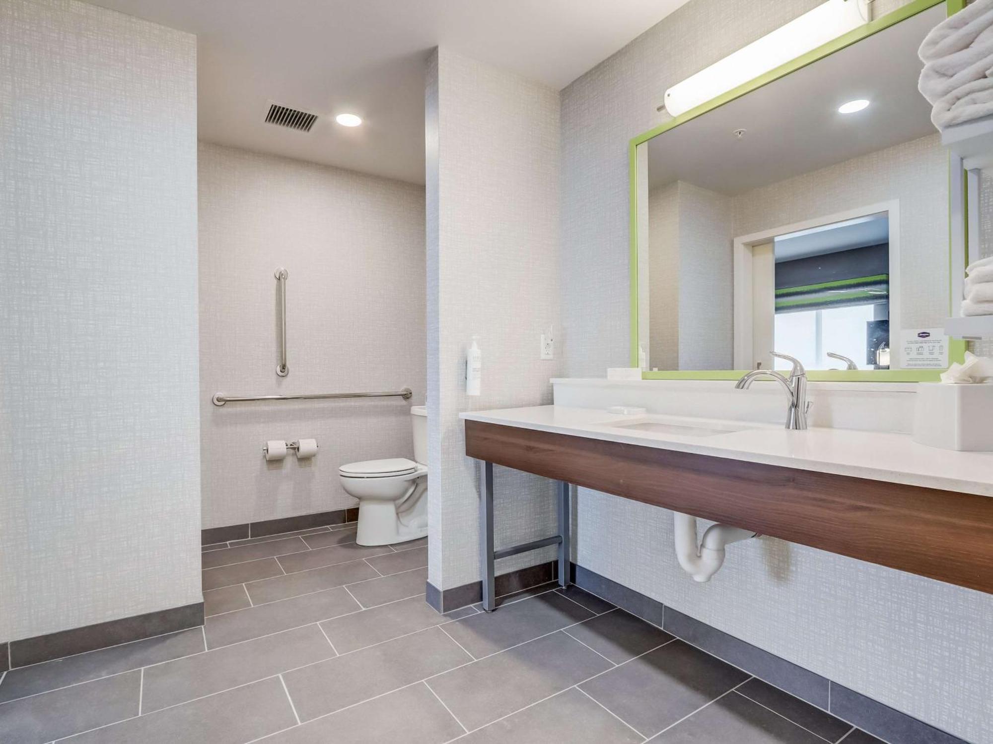 Hampton Inn & Suites Cincinnati Midtown Rookwood Exteriér fotografie