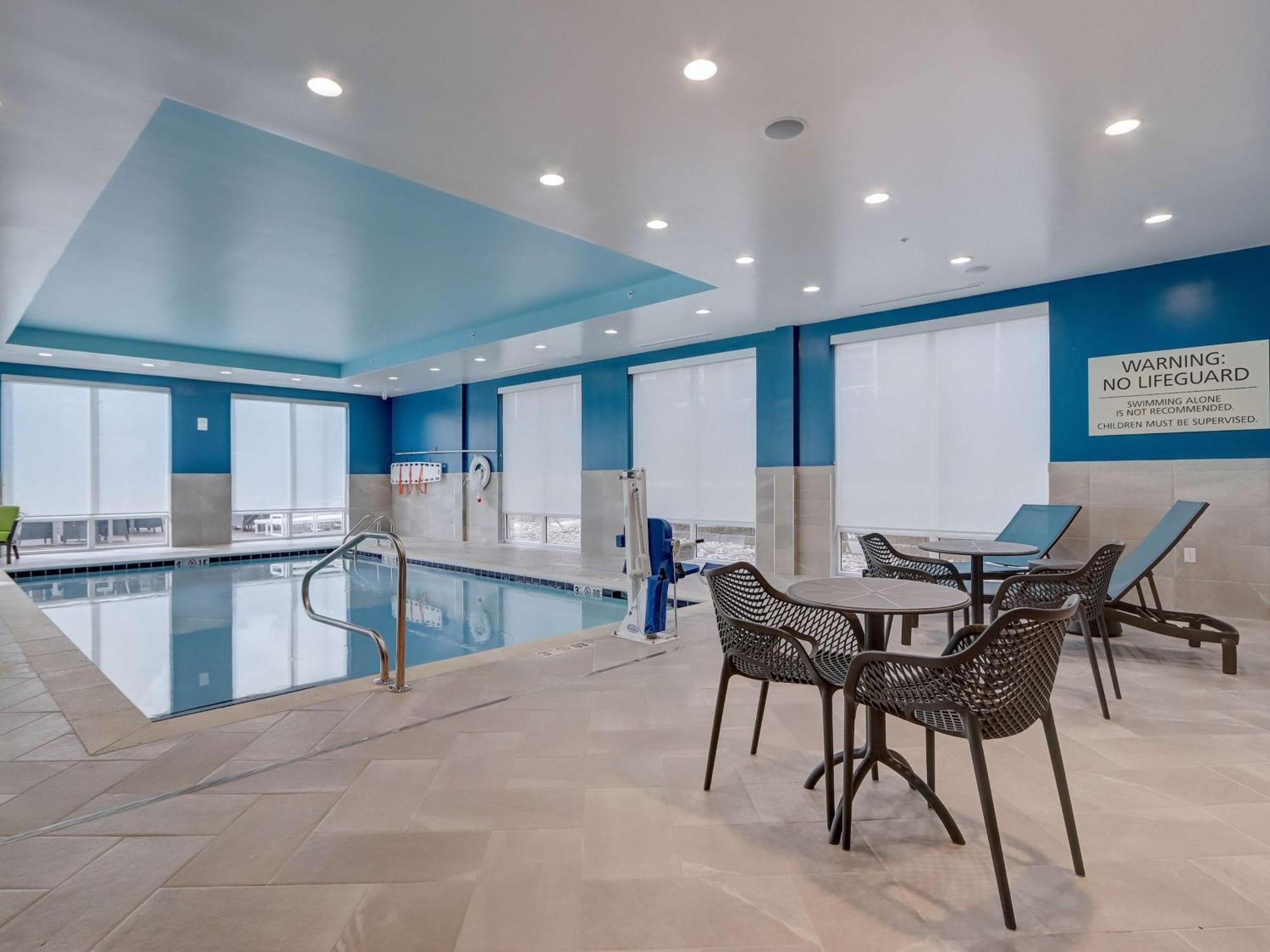 Hampton Inn & Suites Cincinnati Midtown Rookwood Exteriér fotografie