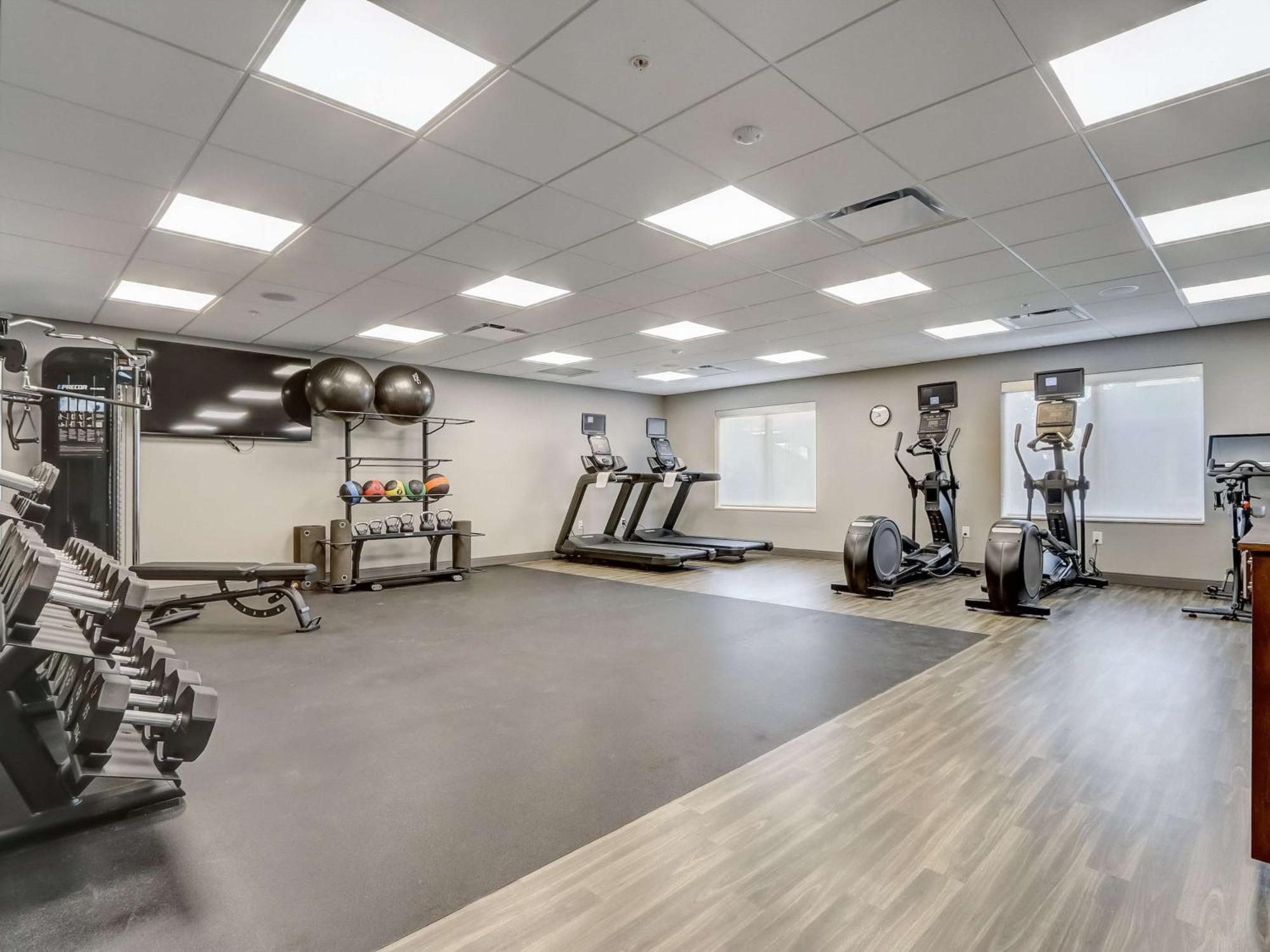 Hampton Inn & Suites Cincinnati Midtown Rookwood Exteriér fotografie