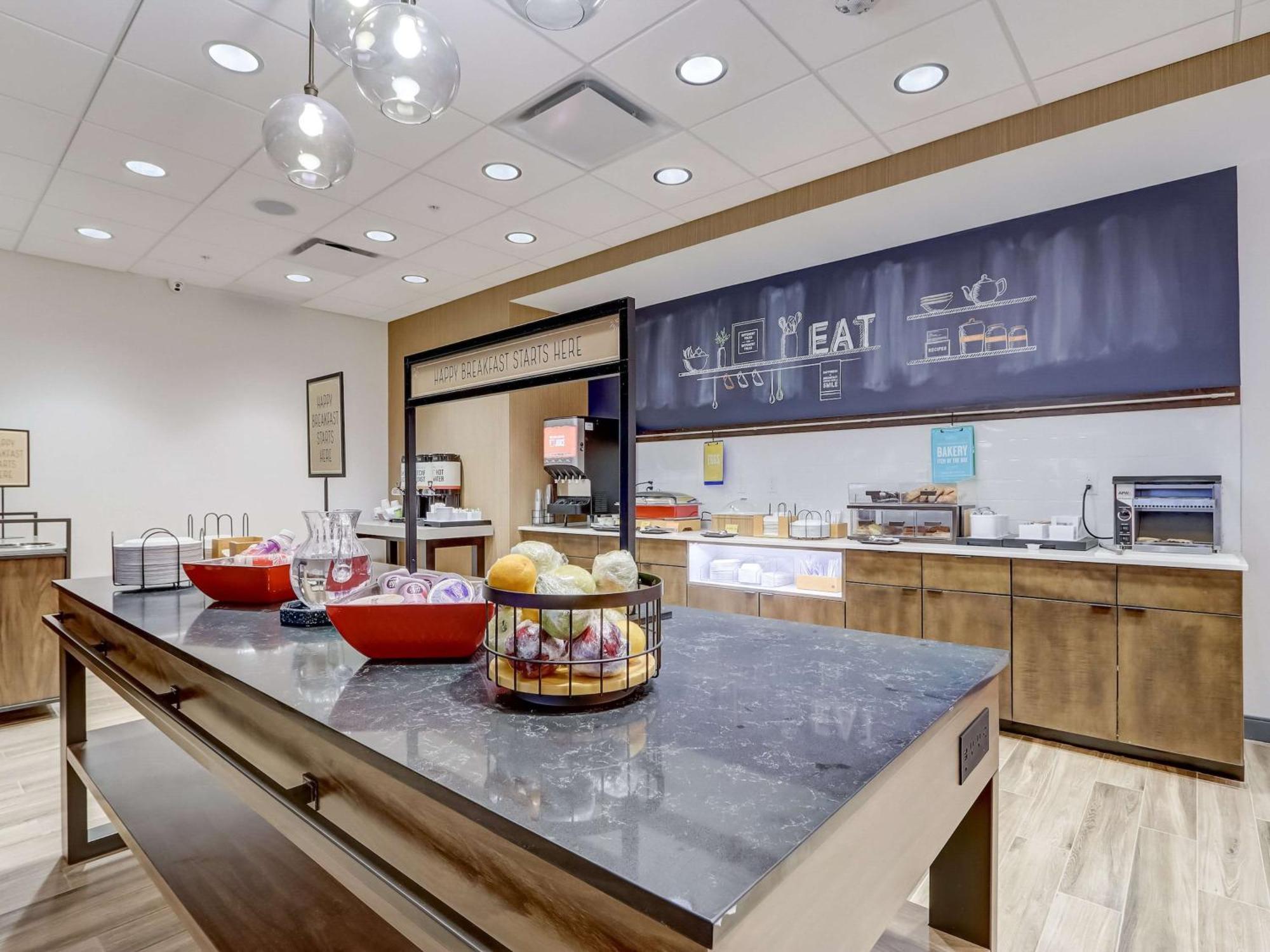 Hampton Inn & Suites Cincinnati Midtown Rookwood Exteriér fotografie